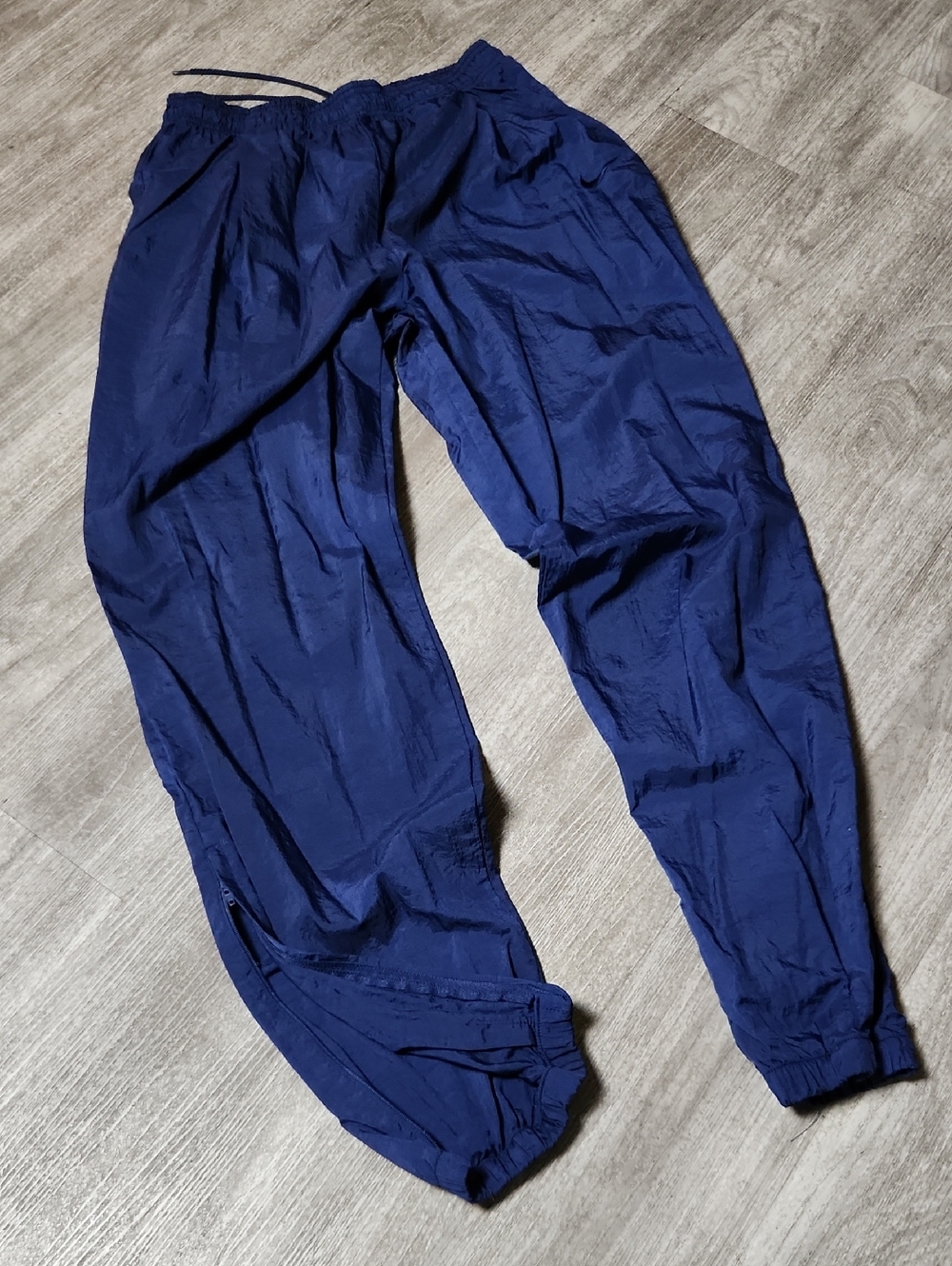 Vintage Nike Men's Navy Blue Track Joggers